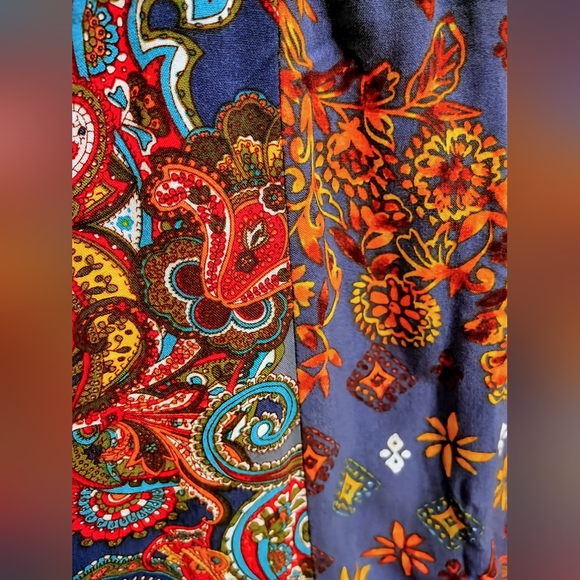 Anthropologie:Figueroa & Flower Petite Large Paisley Floral Peasant Blouse – PXL - Picture 3 of 3